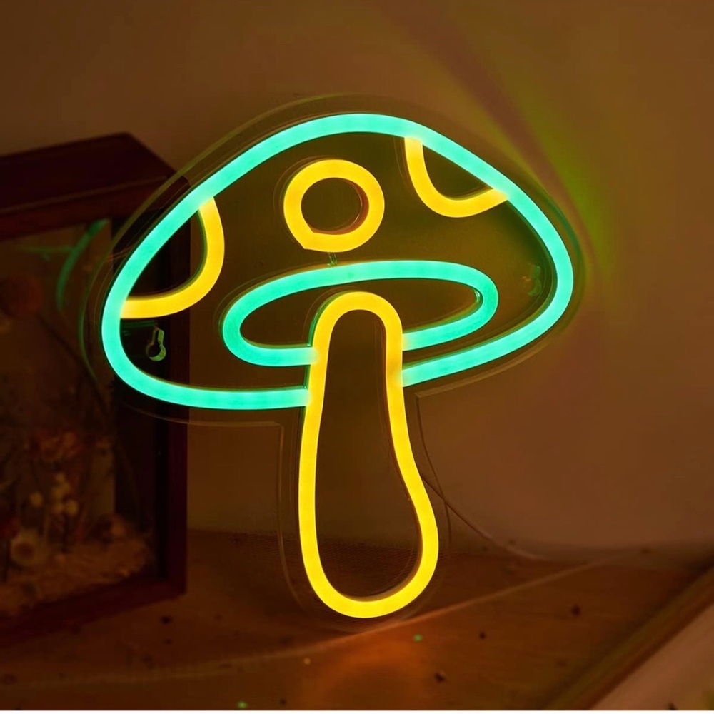 Neon Mushroom Light Decor, NWOT